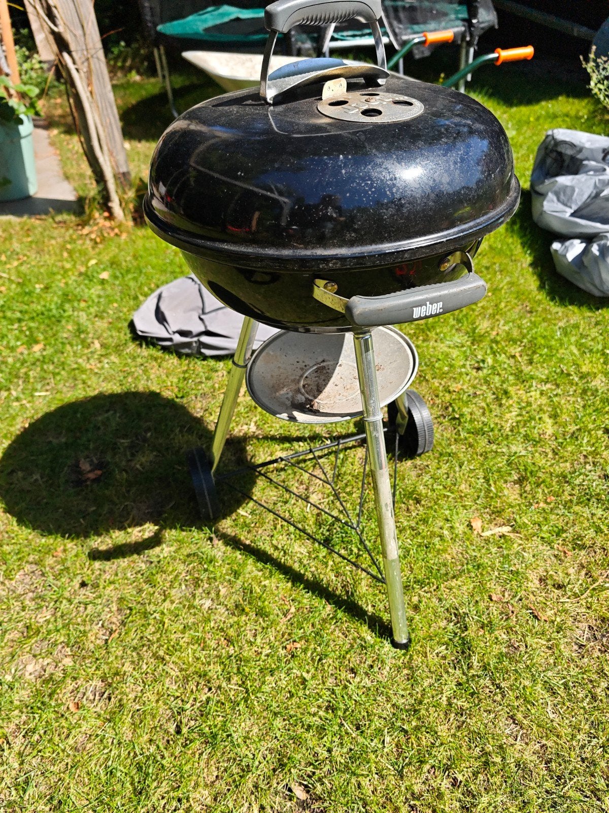 Weber Compact Kettle Houtskoolbarbecue - Zwart, Tuin en Terras, Ophalen, Gebruikt, Weber