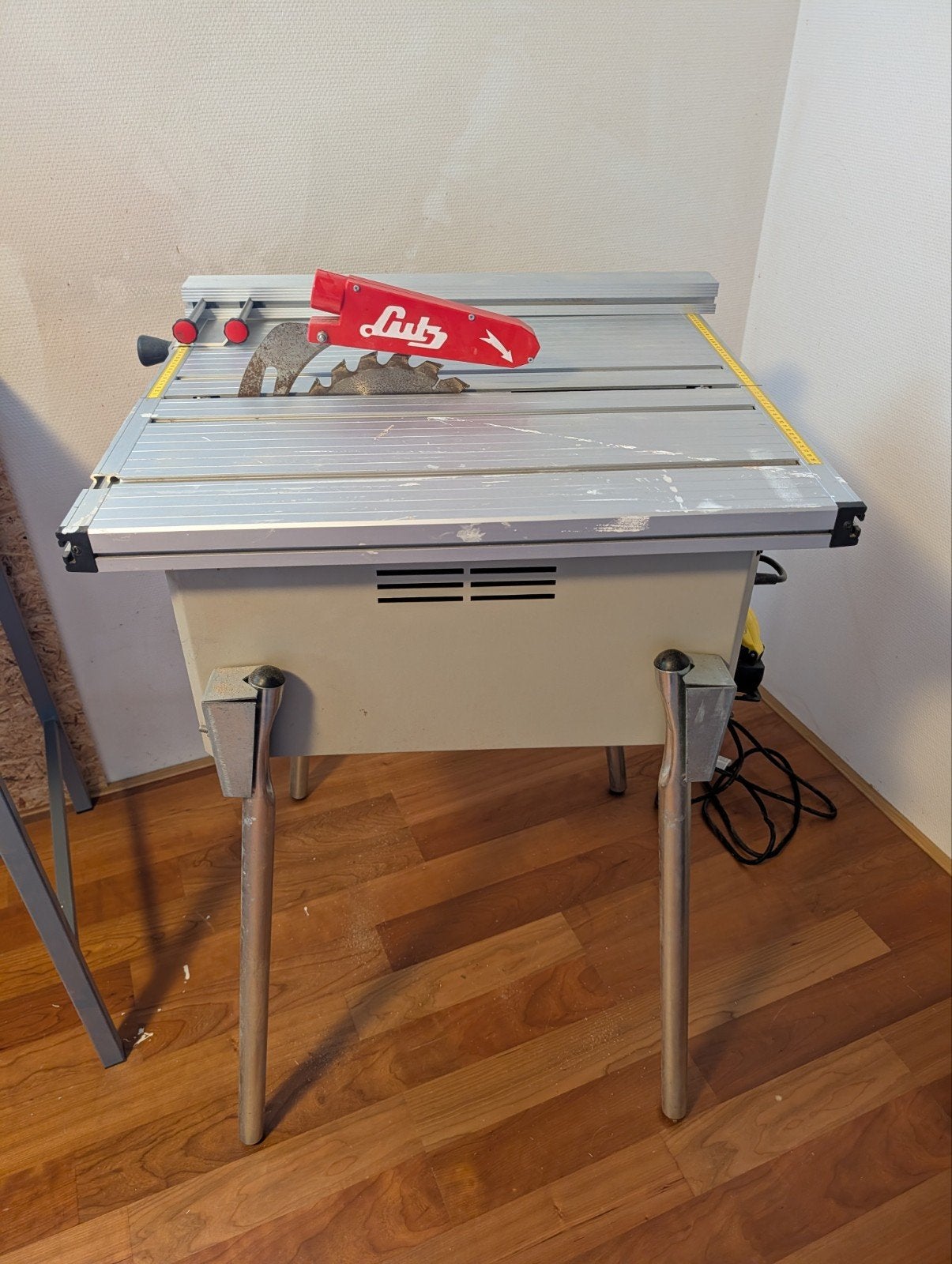 Lutz Exakta zaagtafel - Zeer goede conditie, Ophalen, Lutz, 70 mm of meer, Overige typen
