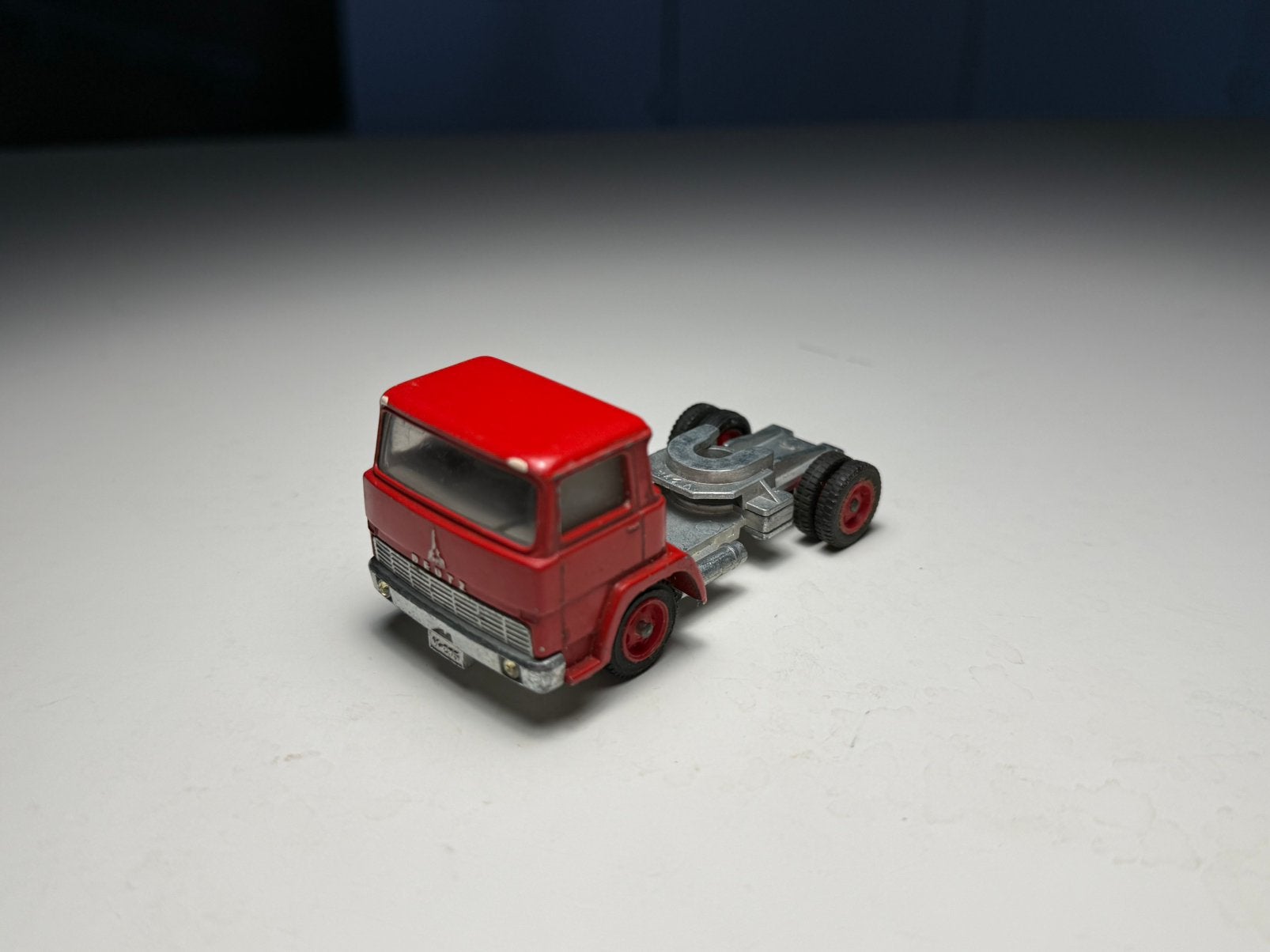 Siku - Magirus Sattelschlepper - Schaal 1:55, Verzenden, Zo goed als nieuw, Bus of Vrachtwagen