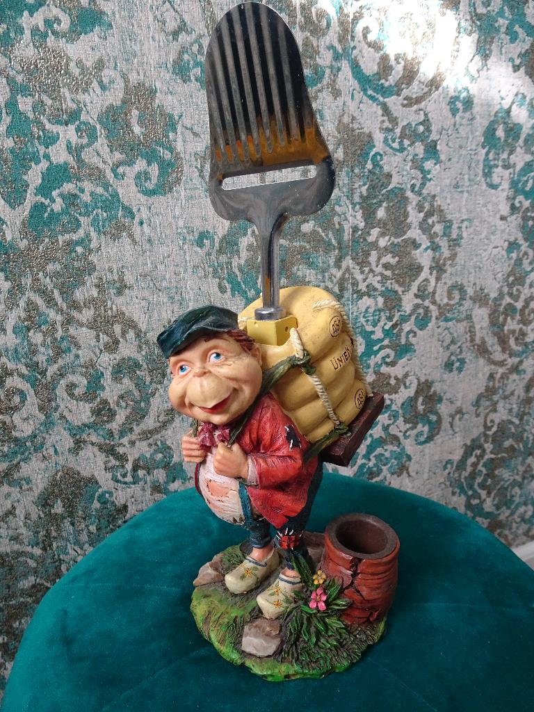 Uniekaas Efteling Laaf met Kaasschaaf met paspoort, Verzamelen, Efteling, Ophalen of Verzenden, Zo goed als nieuw, Beeldje of Poppetje