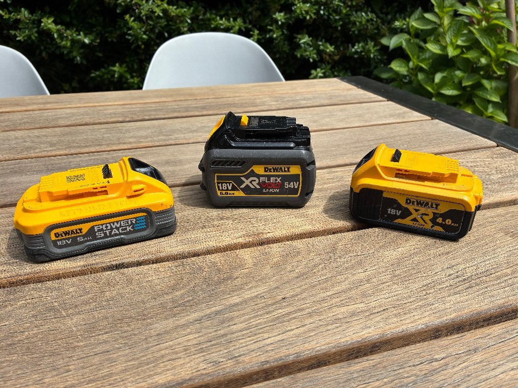 Defecte Dewalt accus, Ophalen, Gebruikt