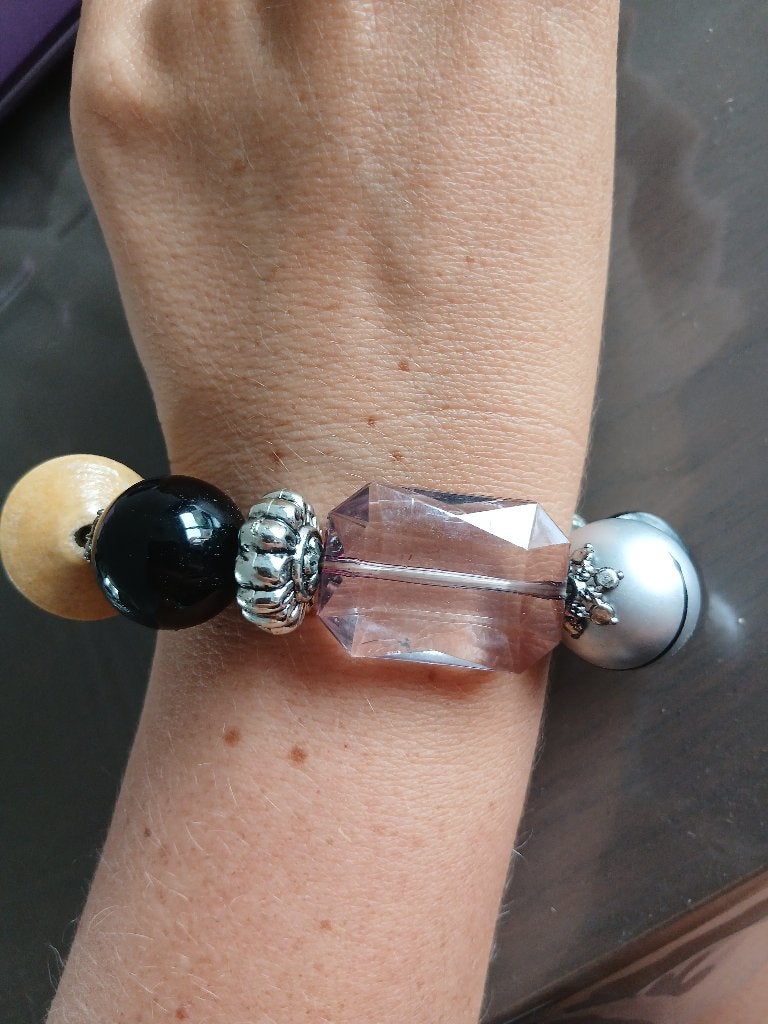 Unieke kralenarmband met diverse materialen, Overige materialen, Overige kleuren, Verzenden, Zo goed als nieuw