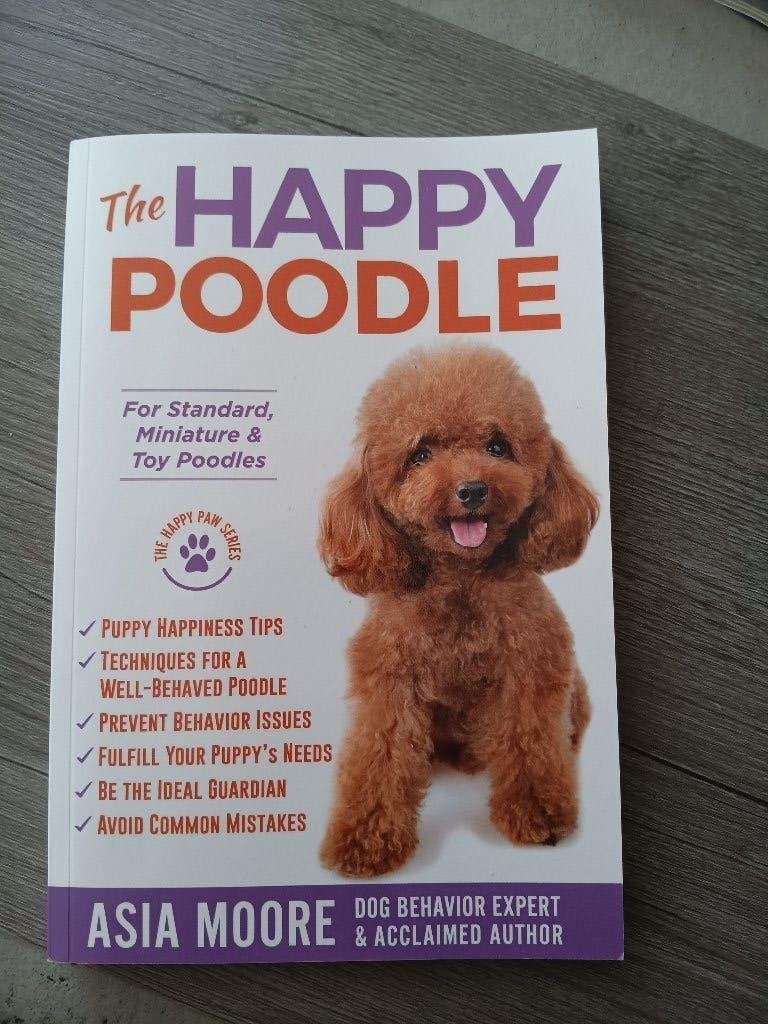 Boek The Happy Poodle, Ophalen of Verzenden, Zo goed als nieuw
