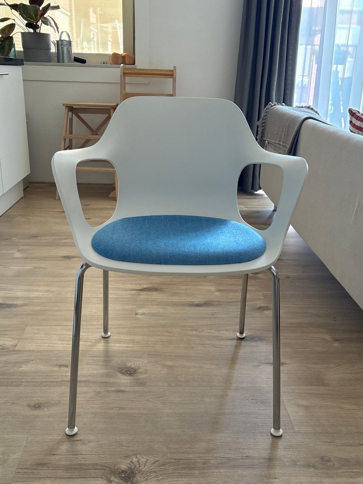 Vitra Eames HAL Plastic Armchair - Jasper Morrison Design, Ophalen, Kunststof, Wit, Zo goed als nieuw