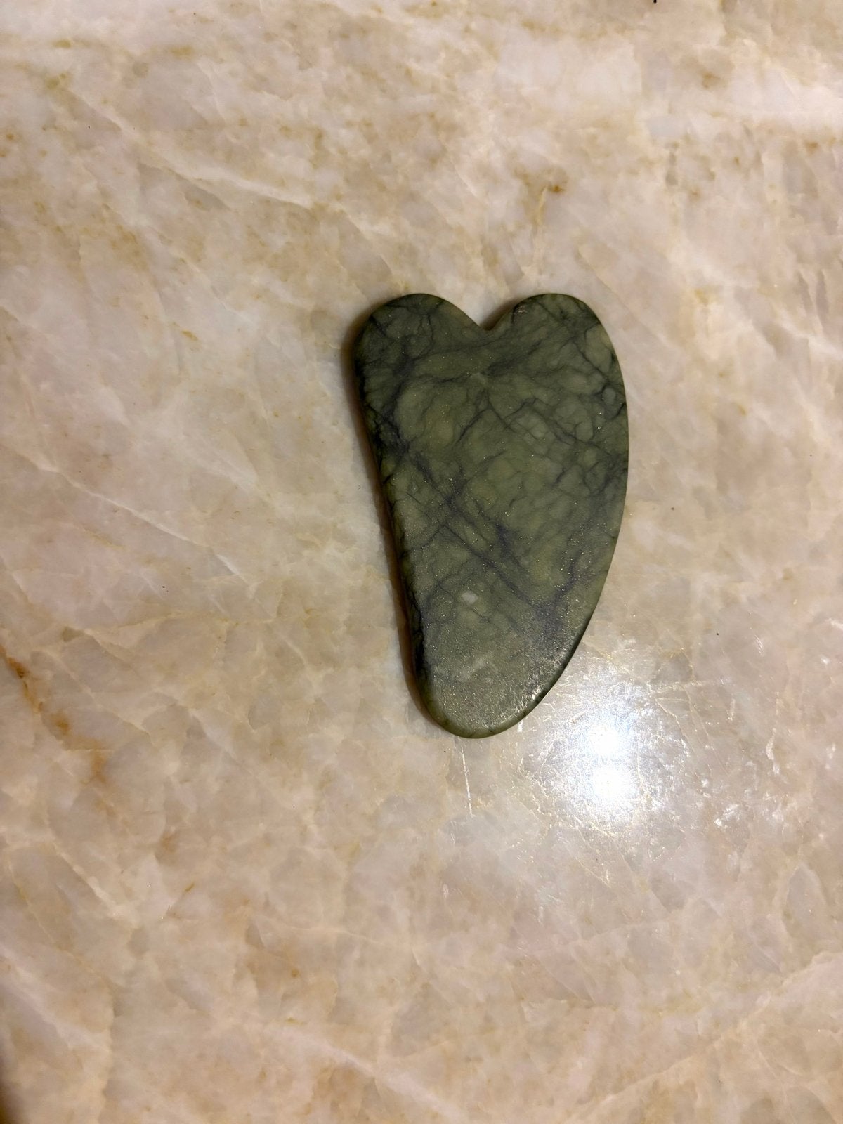 Gua Sha Steen - Hartvormig - Groen Marmer Look, Ophalen of Verzenden, Zo goed als nieuw, Overige typen