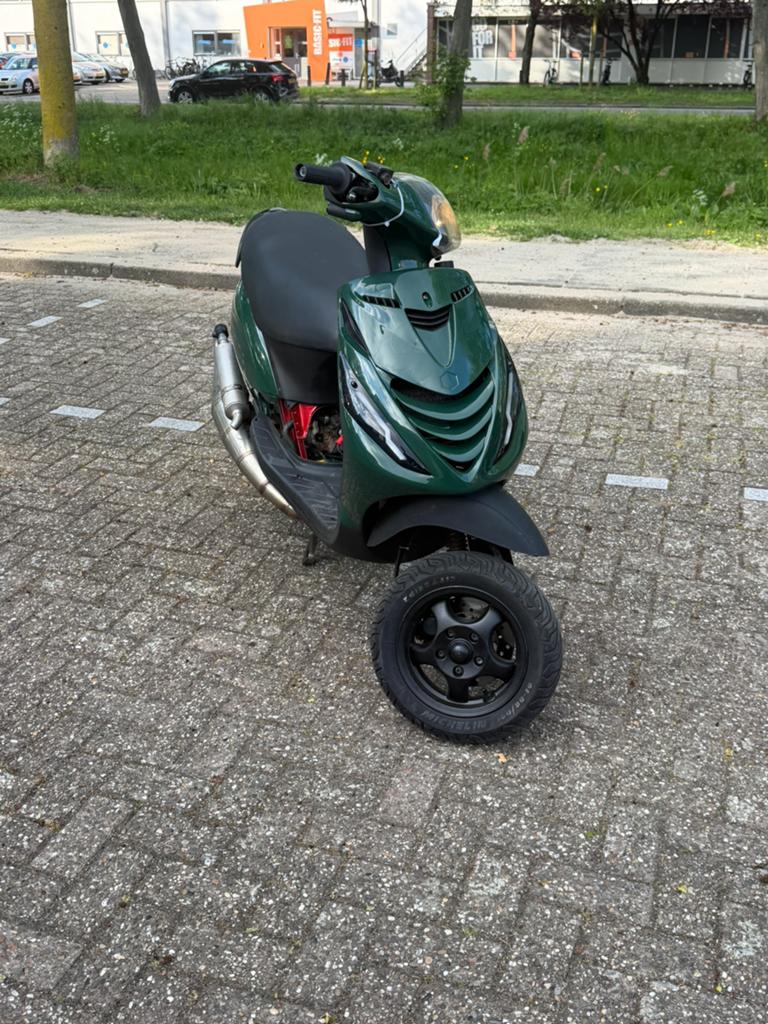 Piaggio zip 183cc lc stage3, Fietsen en Brommers, Scooters | Piaggio, Zo goed als nieuw, Zip, Tweetakt, Ophalen of Verzenden