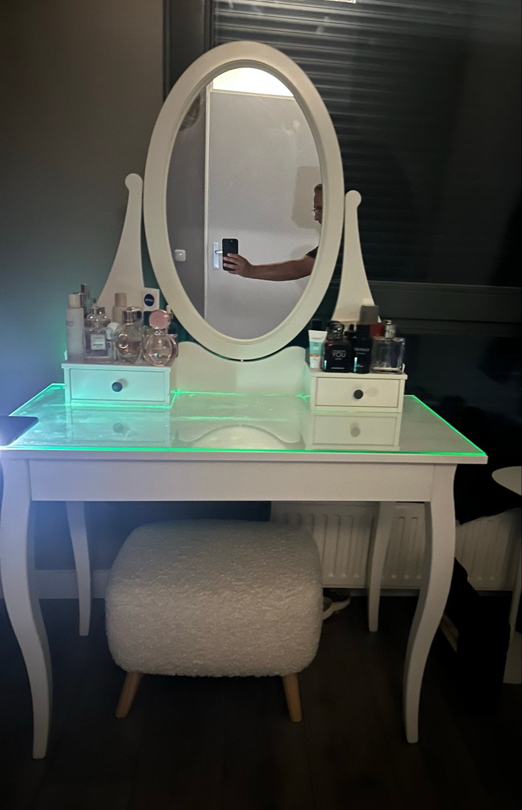 IKEA HEMNES Make-up tafel, Ophalen, Zo goed als nieuw, Hout