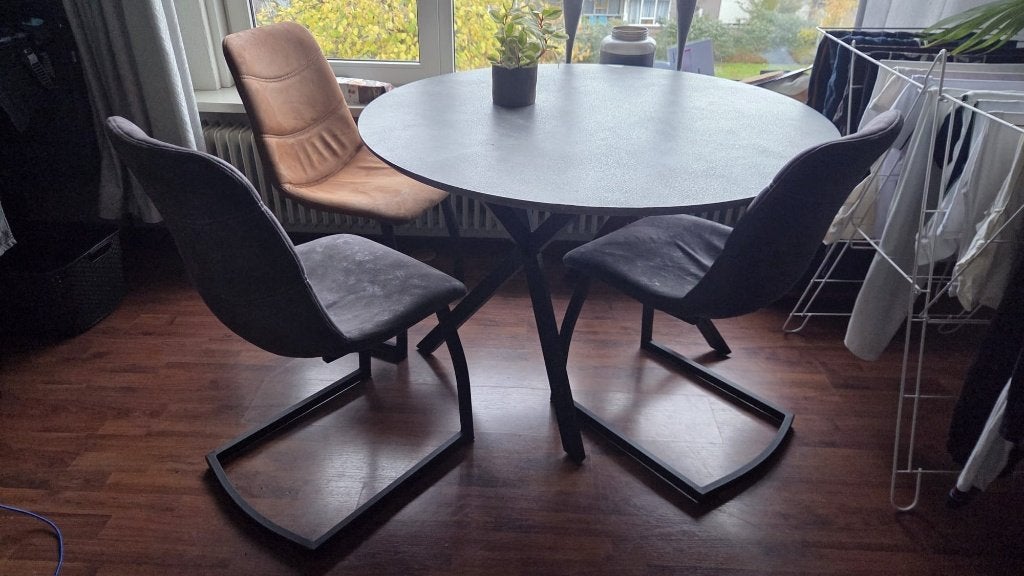 Ronde eettafel met bijpassende stoelen, Huis en Inrichting, Ophalen, Overige materialen, Gebruikt, Rond