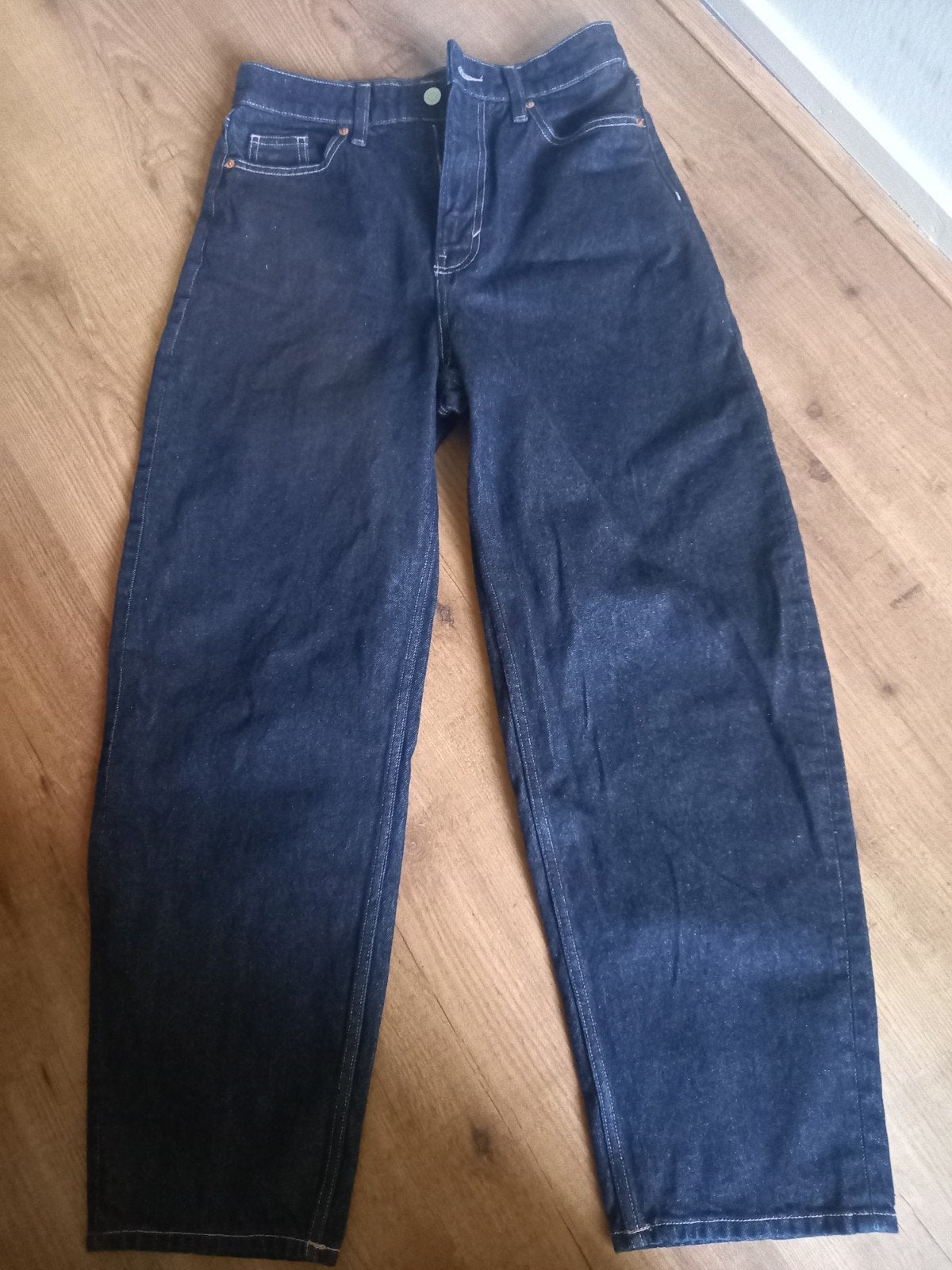 Barrel jeans maat 36 nieuw, Ophalen of Verzenden, Nieuw, Zwart, W28 - W29 (confectie 36)