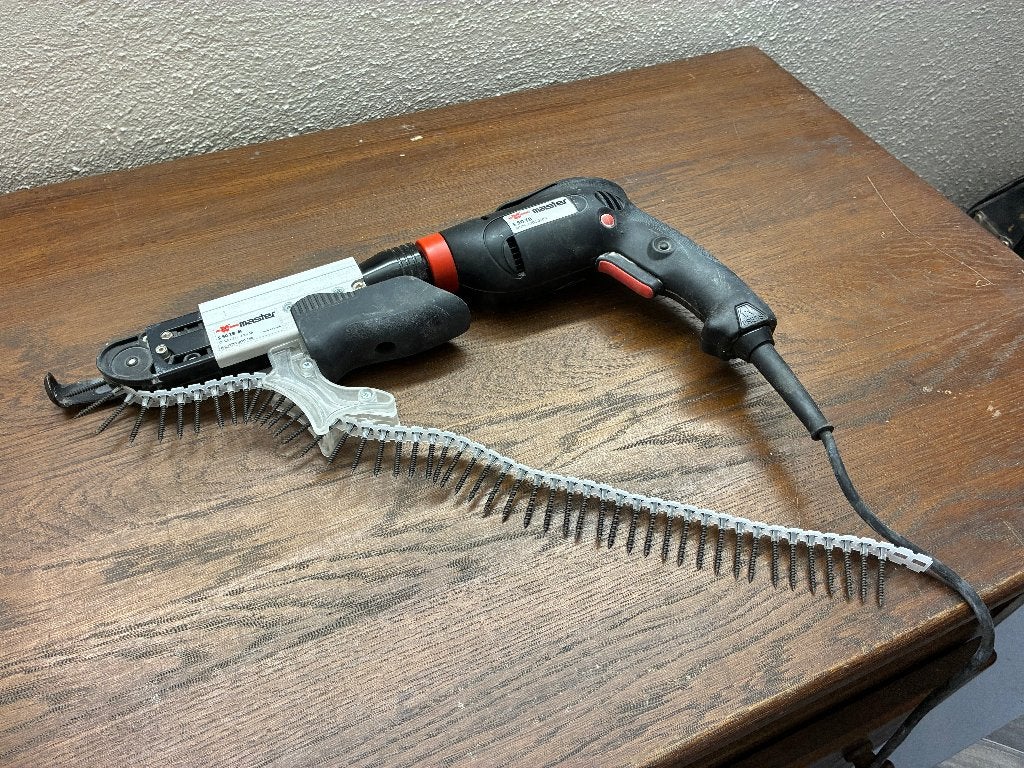Master schroefmachine, Ophalen, Variabele snelheid, 400 tot 600 watt, Zo goed als nieuw
