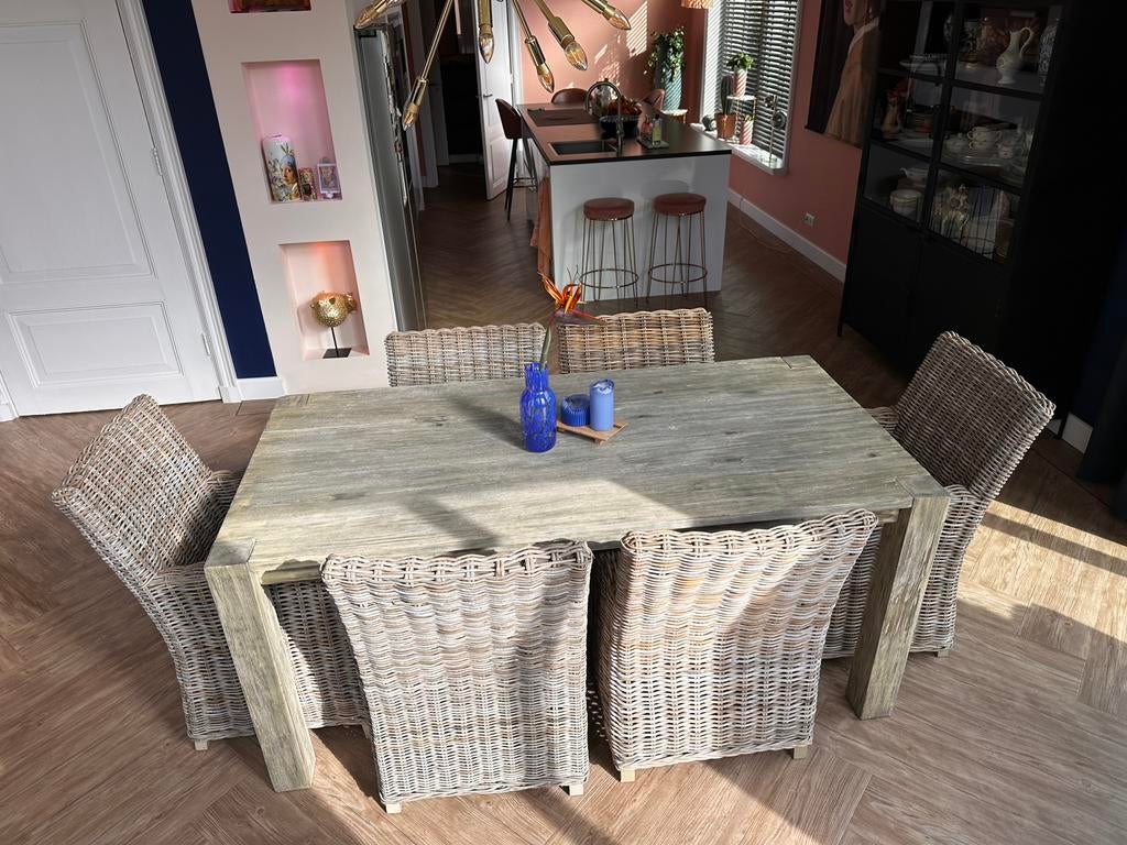 Eethoek, eetkamertafel en 6 rieten eetkamerstoelen, Huis en Inrichting, Ophalen, Gebruikt, Bruin, Riet of Rotan