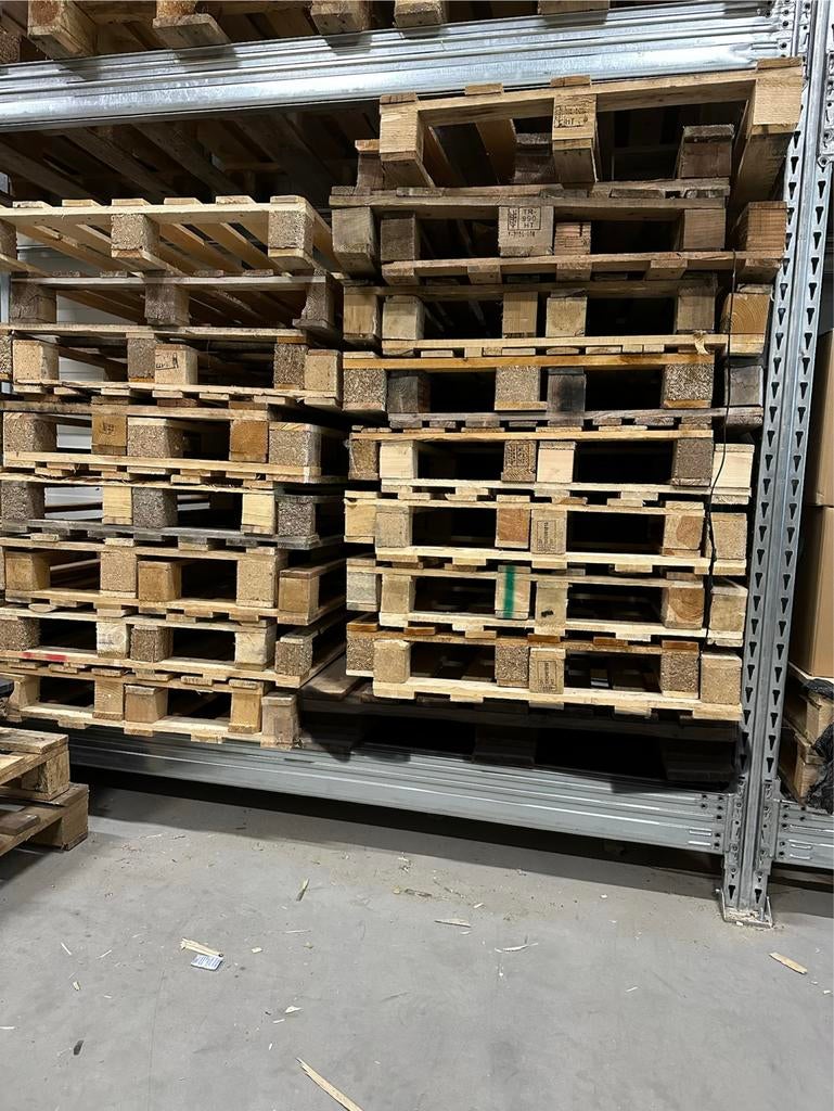 30 Wegwerp Pallets, Doe-het-zelf en Verbouw, Hout en Planken, Ophalen of Verzenden, 50 mm of meer, Pallet, Minder dan 200 cm