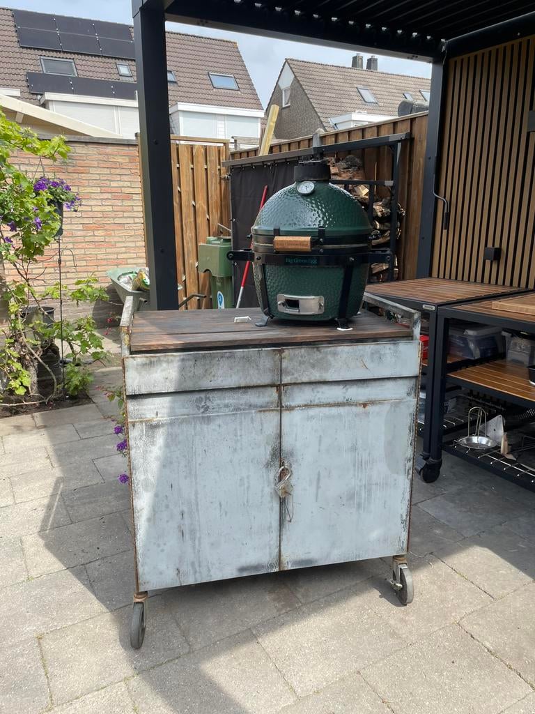 BBQ Industriele buitenkast Big green Egg, Ophalen, Gebruikt