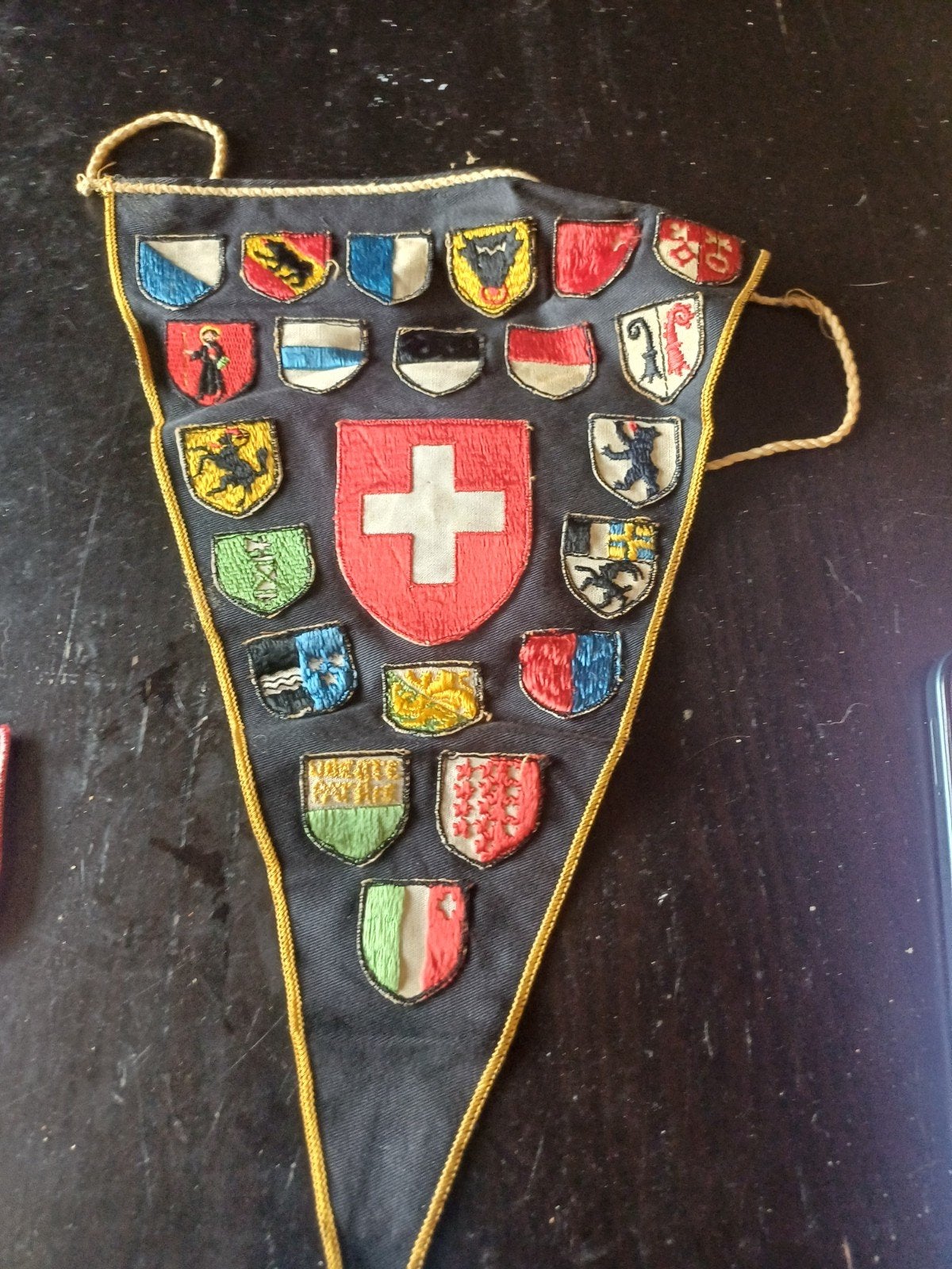 Allerlei verzamel vlaggetjes, Verzamelen, Speldjes, Pins en Buttons, Ophalen, Nieuw, Overige onderwerpen, Button