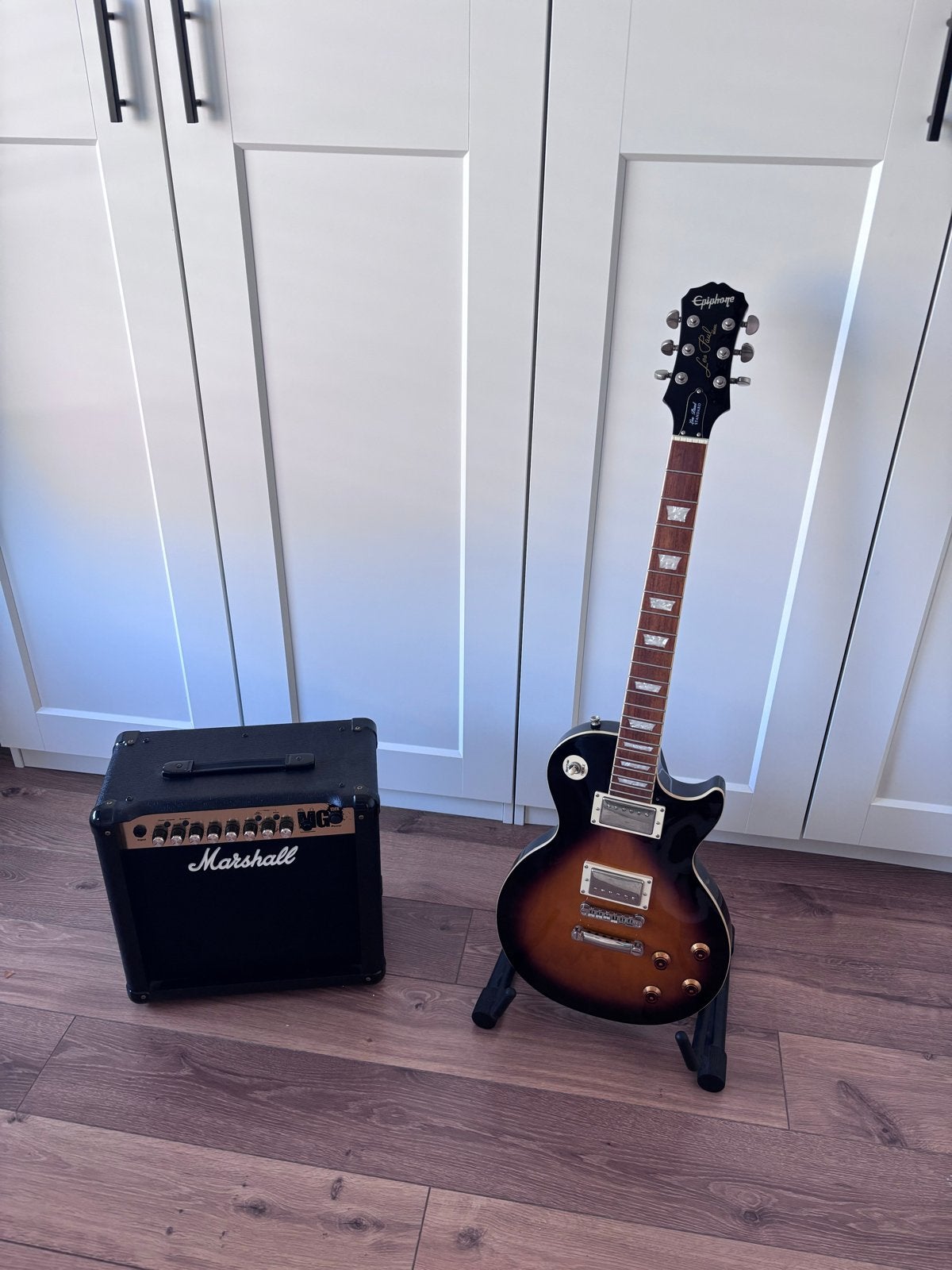 Epiphone Les Paul Standard gitaar met Marshall versterker, Muziek en Instrumenten, Snaarinstrumenten | Gitaren | Elektrisch, Ophalen