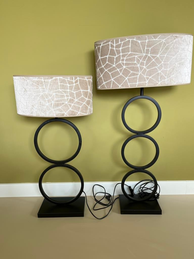 Set van 2 Light & Living Stelios lampen met Kassei kappen, Ophalen, Zo goed als nieuw