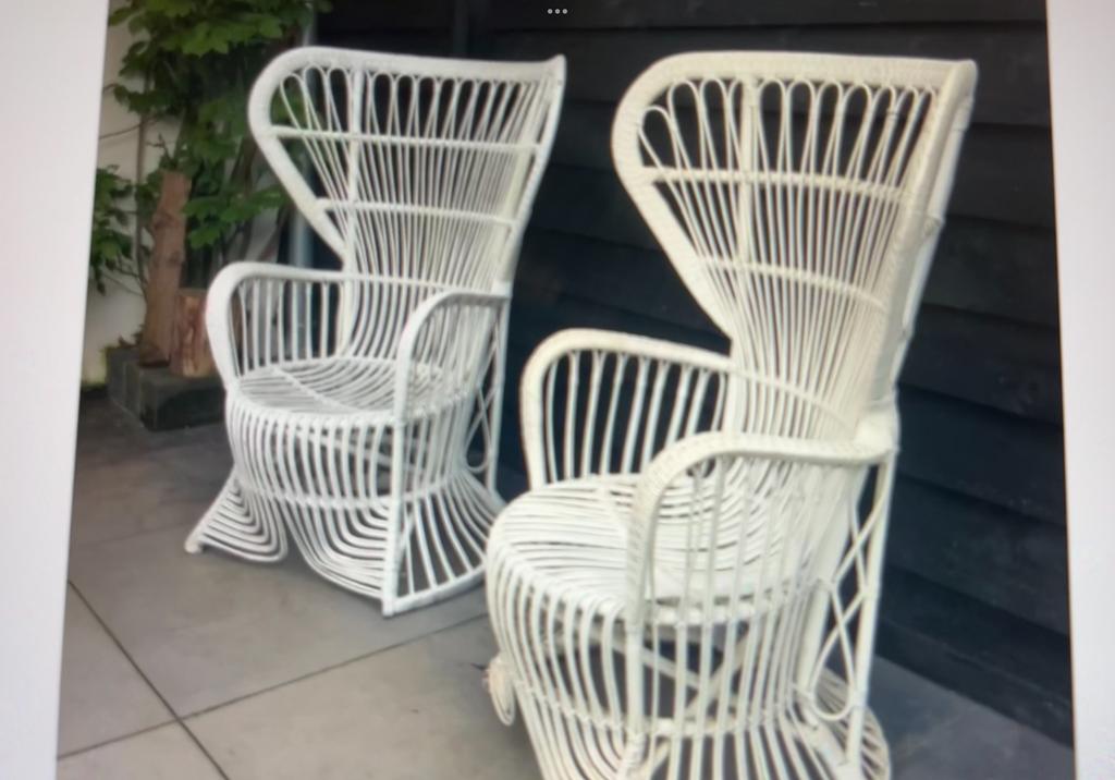 Stel witte rotan pauw/peacock stoelen, Ophalen of Verzenden
