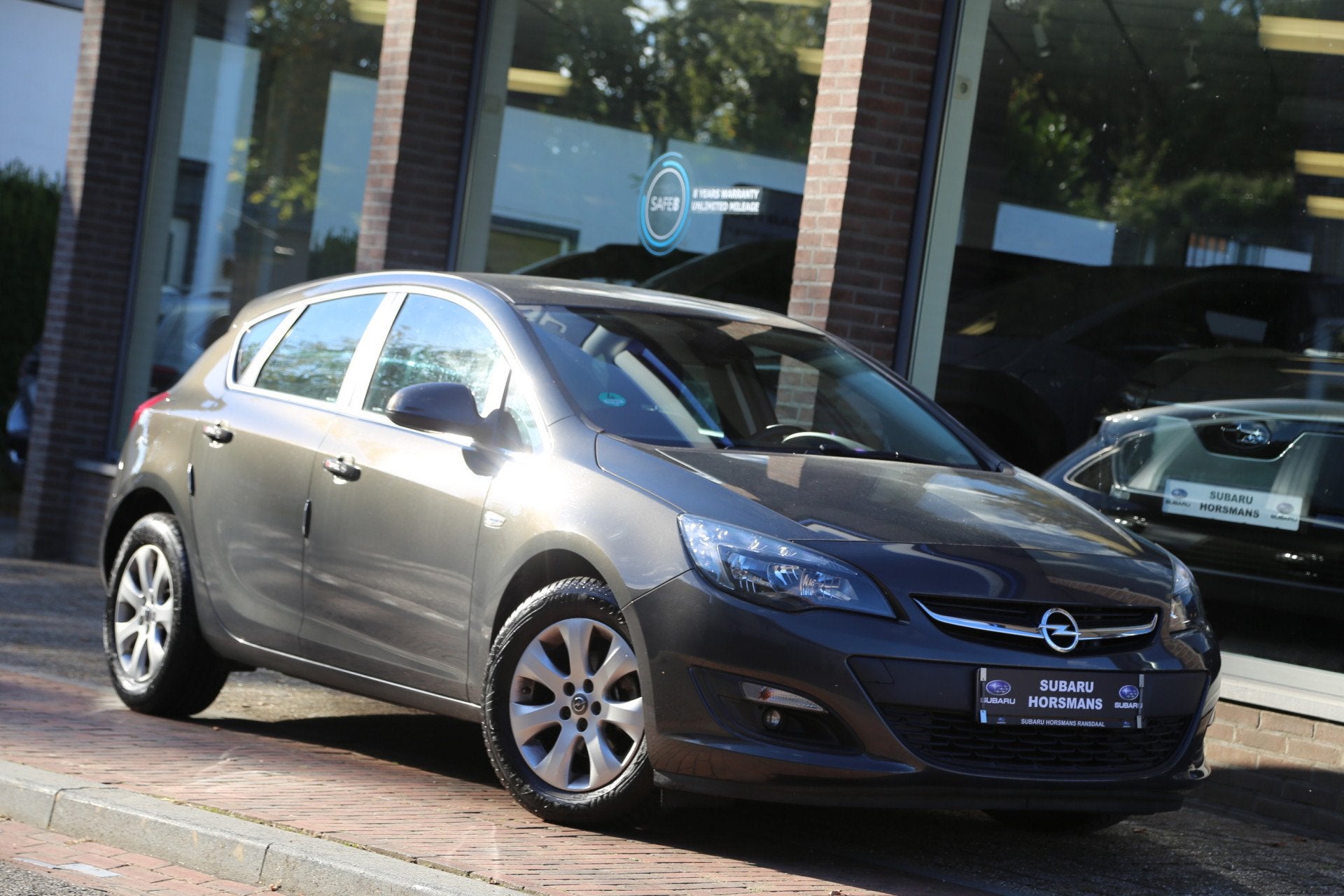 Opel Astra 1.4 Turbo Blitz Navi (bj 2015), Voorwielaandrijving, Gebruikt, 4 cilinders, Origineel Nederlands