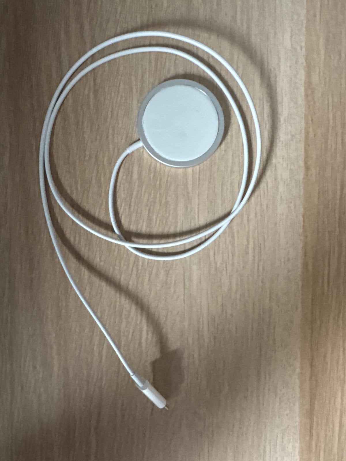 Apple MagSafe Draadloze Oplader - Zo goed als nieuw, Telecommunicatie, Mobiele telefoons | Telefoon-opladers, Ophalen, USB-C, Draadloze oplader