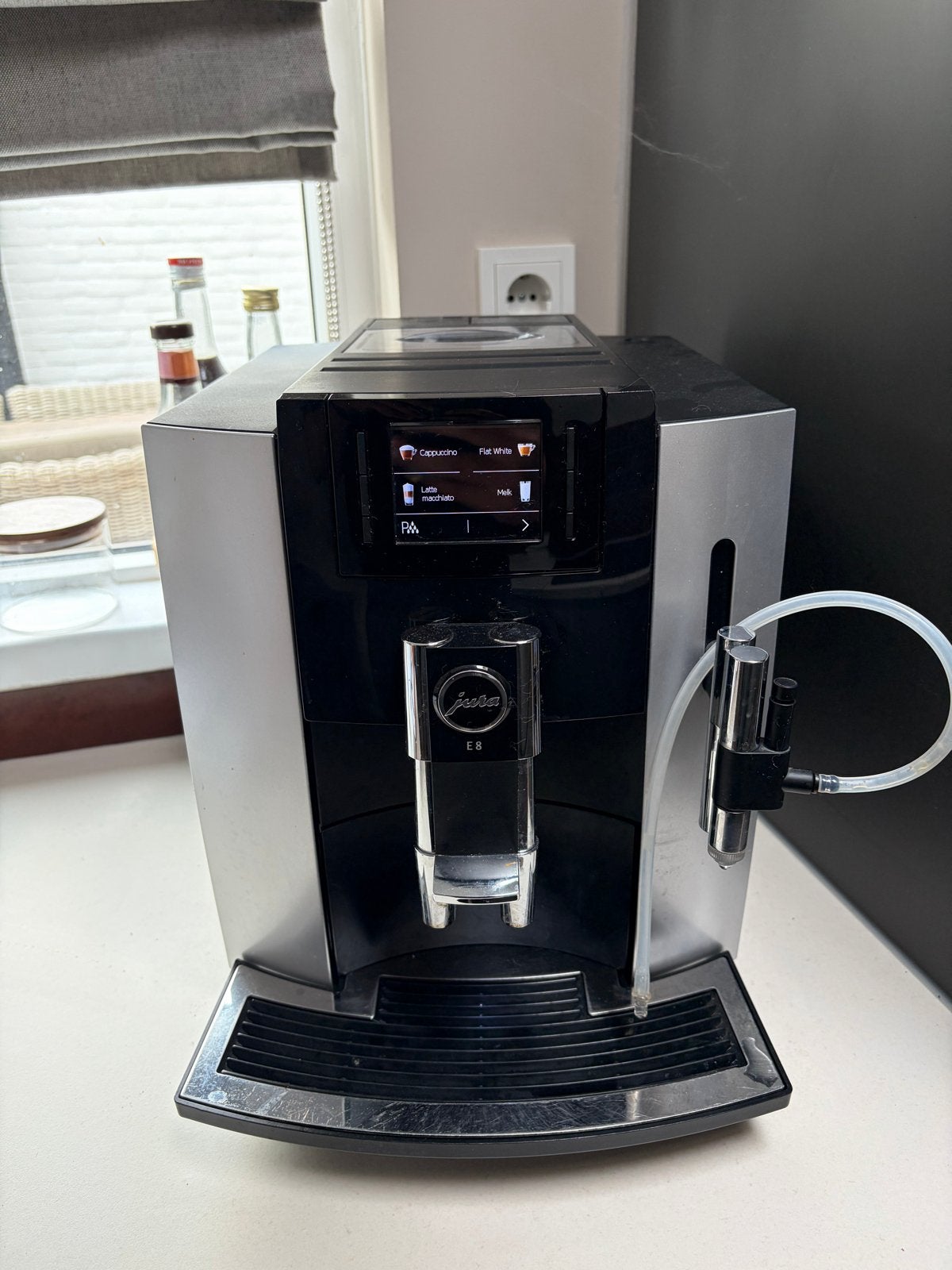 Jura E8 espressomachine, Ophalen, Afneembaar waterreservoir, Espresso apparaat, 10 kopjes of meer
