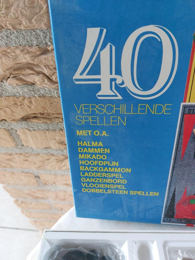 spellenmagazijn, 40 diverse spelen, nieuw!, Ophalen of Verzenden, Nieuw, Puzzelen