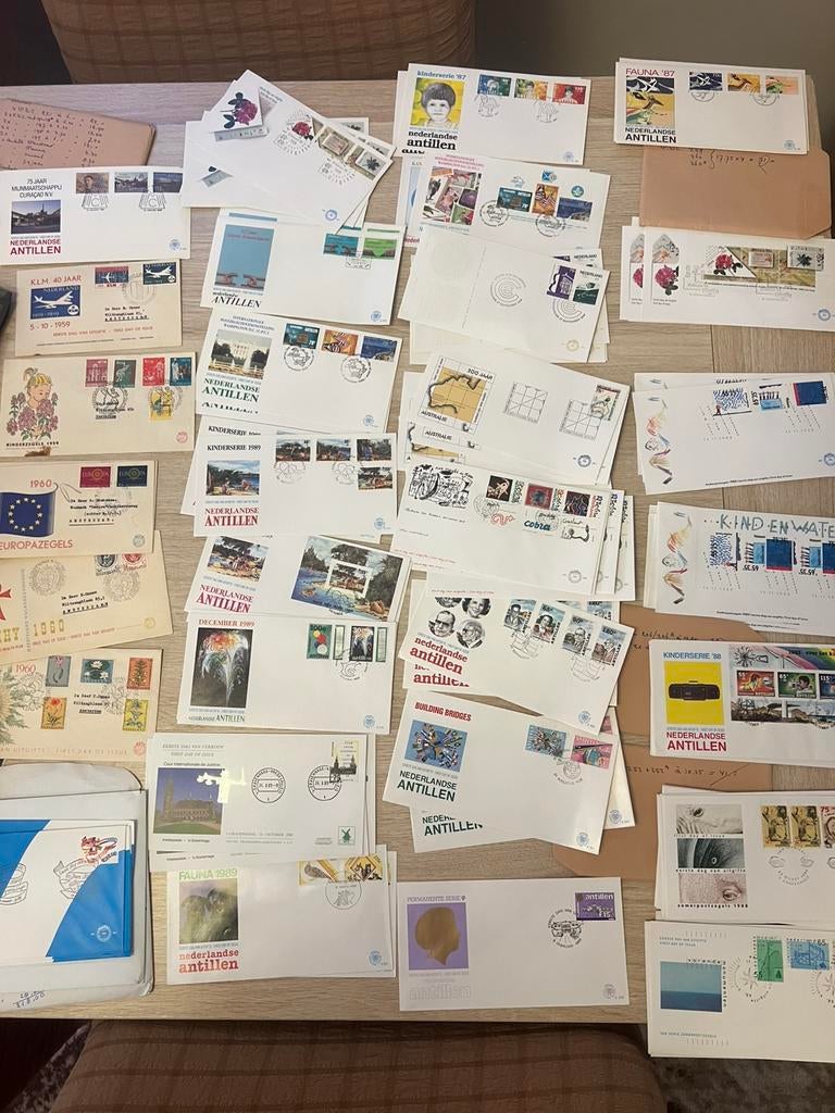 EERSTEDAGBLAD, Postzegels en Munten, Postzegels | Volle albums en Verzamelingen, Ophalen of Verzenden, Nederland
