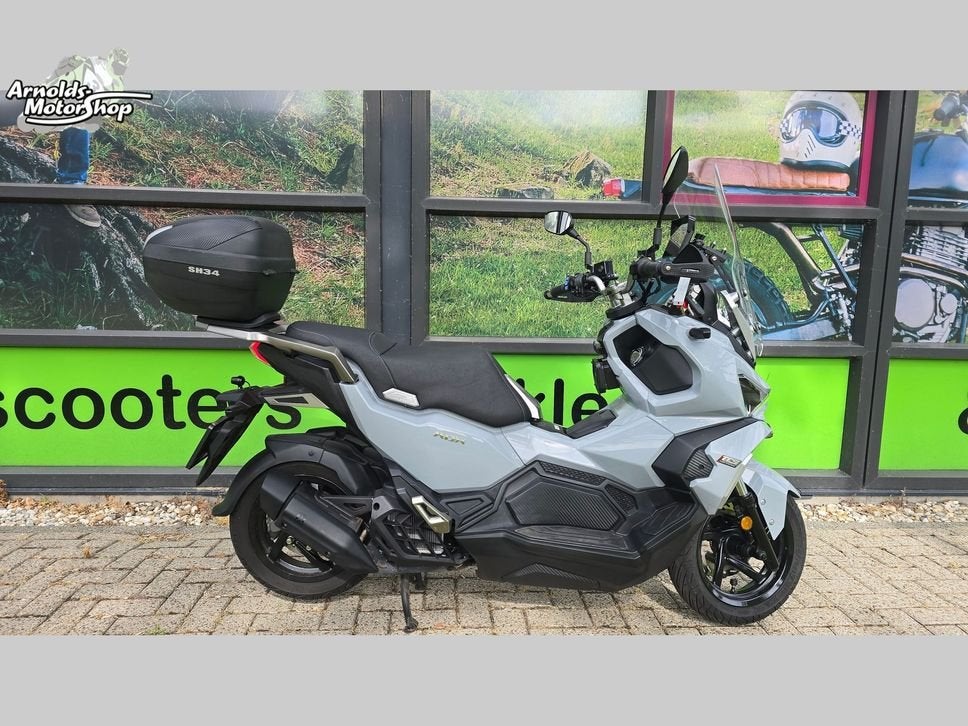 SYM ADX 125 (bj 2025) 4,822 km, SYM, Scooter, Bedrijf, Onbekend