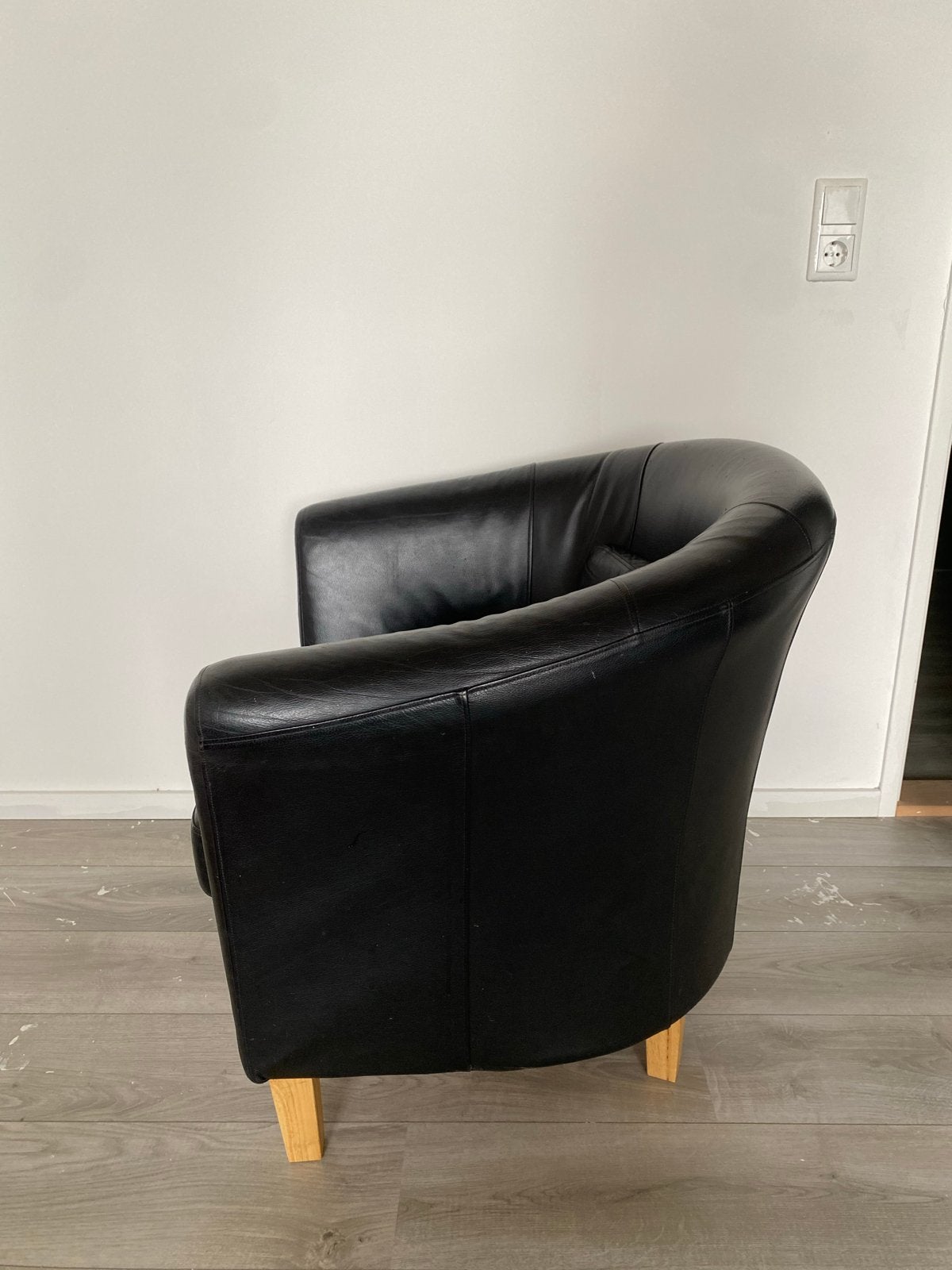Zwarte Leren Fauteuil - Comfortabele Kuipstoel, Ophalen, Gebruikt, Leer, 75 tot 100 cm