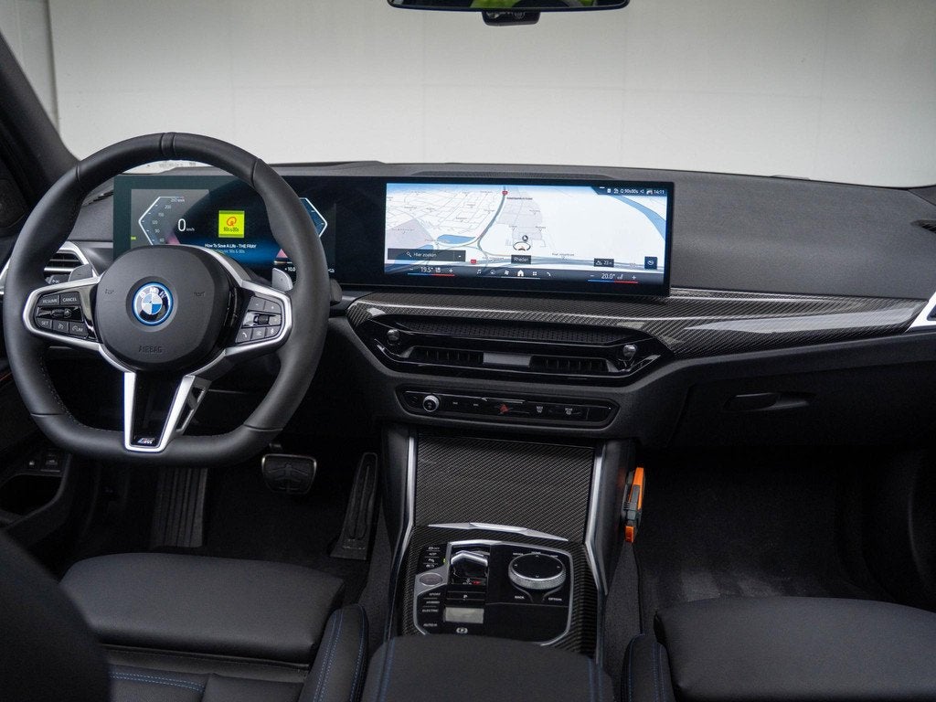 BMW 3 Serie Touring 330e | M Sportpakket Pro | Innovation Pa, Auto's, BMW, 1998 cc, Achterwielaandrijving, 4 cilinders, Met garantie (alle)