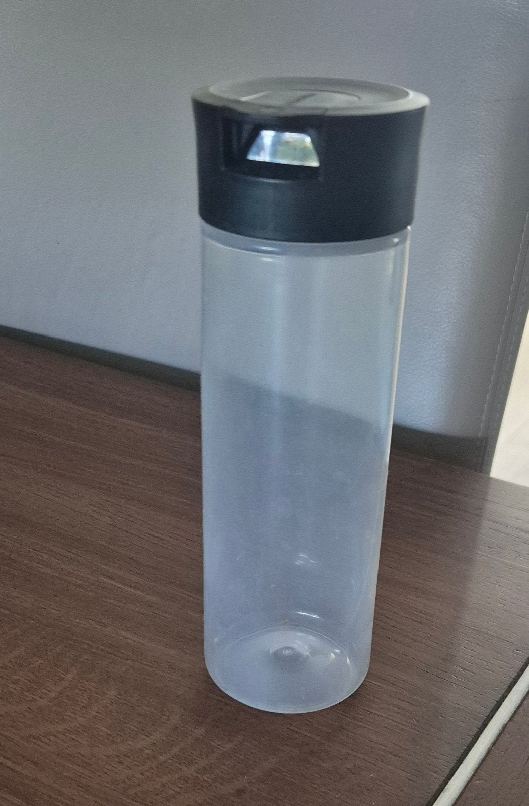 Tupperware schenkfles, Ophalen of Verzenden, Zo goed als nieuw, 500 ml, Overige typen
