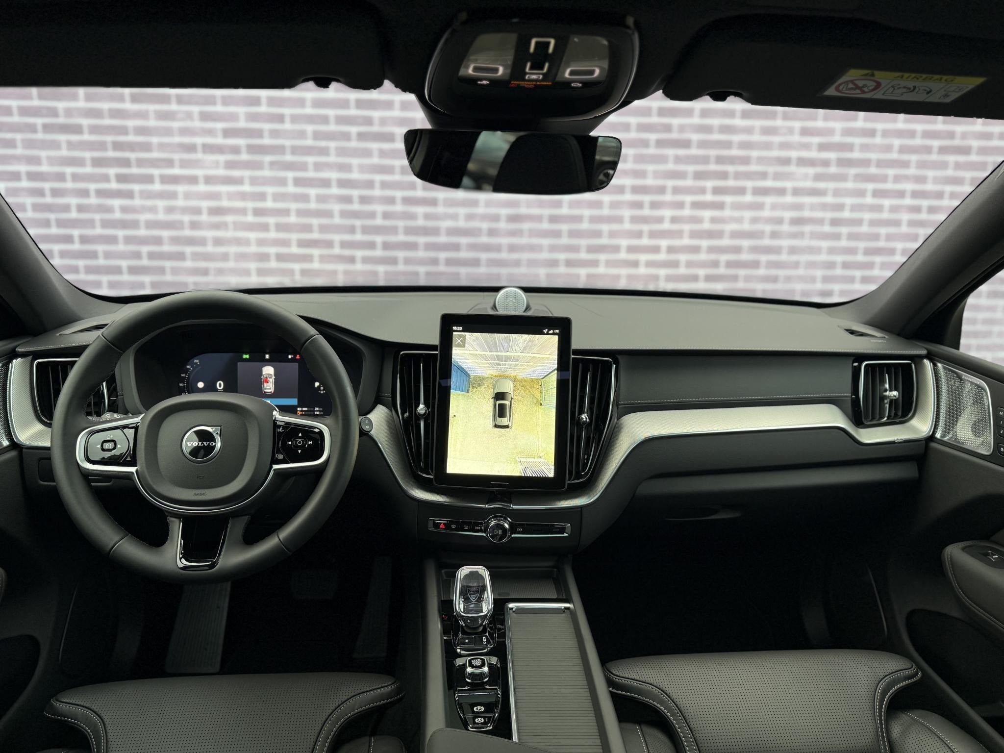 Volvo XC60 2.0 T8 Plug-in hybrid AWD Ultra Dark Exec. Ed. |, Auto's, Automaat, 12 maanden, Gebruikt, Euro 6