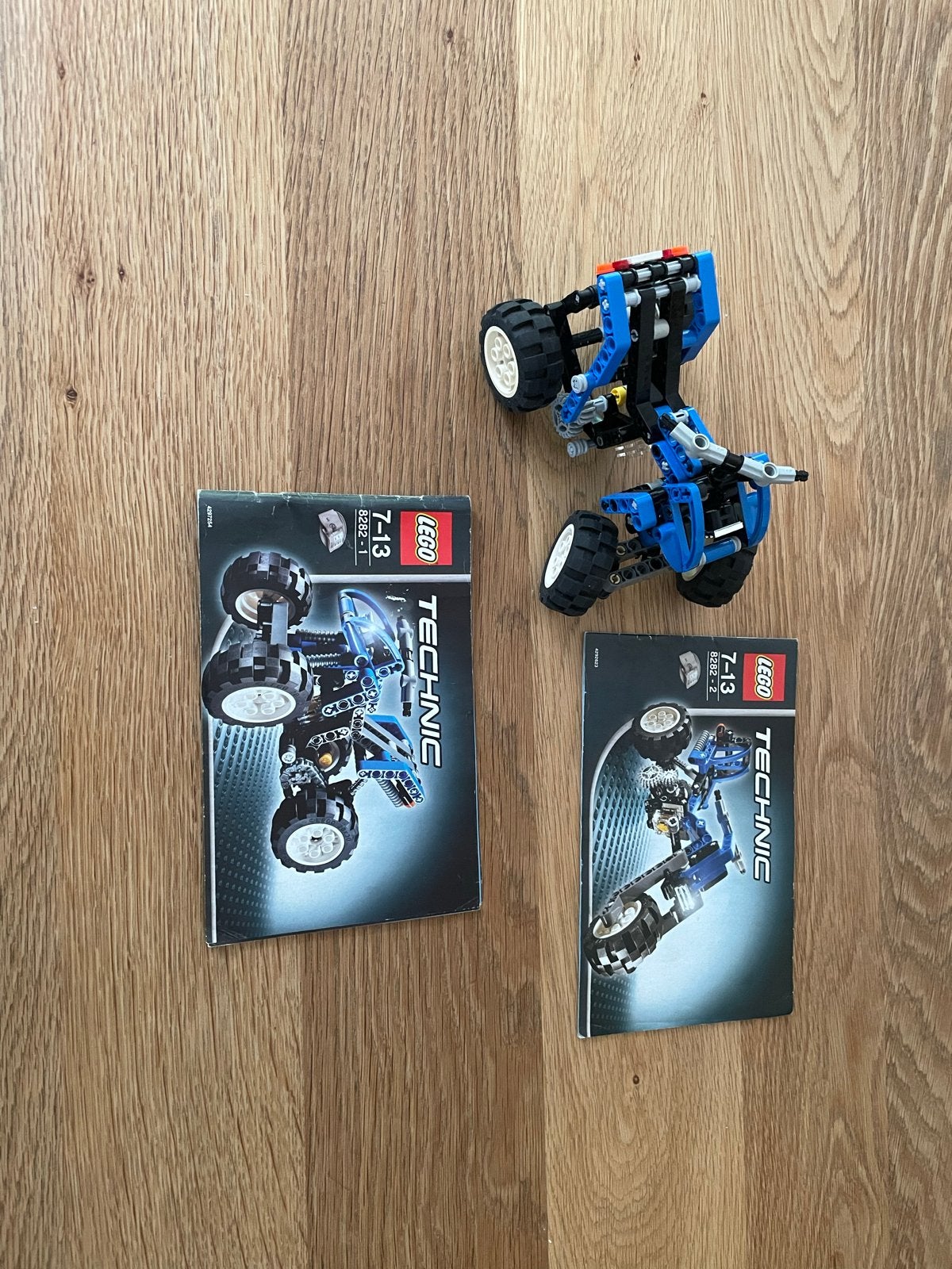 Lego Technic 8282 Quad Bike - Complete set met instructies, Gebruikt, Lego, Ophalen of Verzenden, Complete set