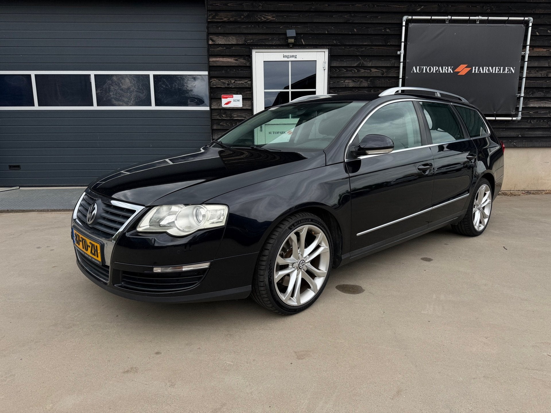 Volkswagen Passat Variant 2.0 FSI Sportline Camera Trekhaak, Auto's, Voorwielaandrijving, Gebruikt, Zwart, 4 cilinders