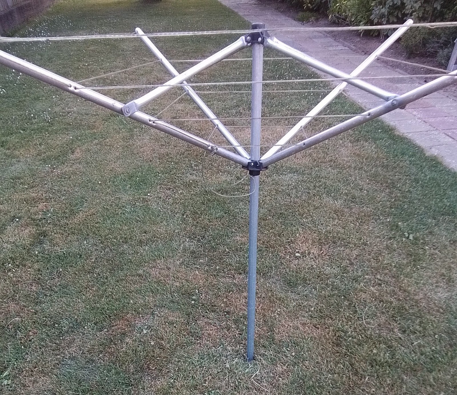 ZGAN. Kleine droogmolen 115cm hoog x 95x95, dissel - balkon, Ophalen of Verzenden, Zo goed als nieuw, Droogmolen