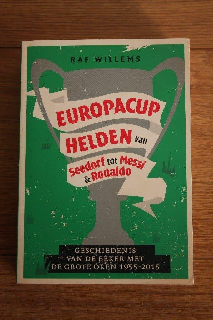Boek Europa Cup helden van Seedorf tot Messi & Ronaldo, Boeken, Sportboeken, Ophalen of Verzenden, Zo goed als nieuw, Balsport