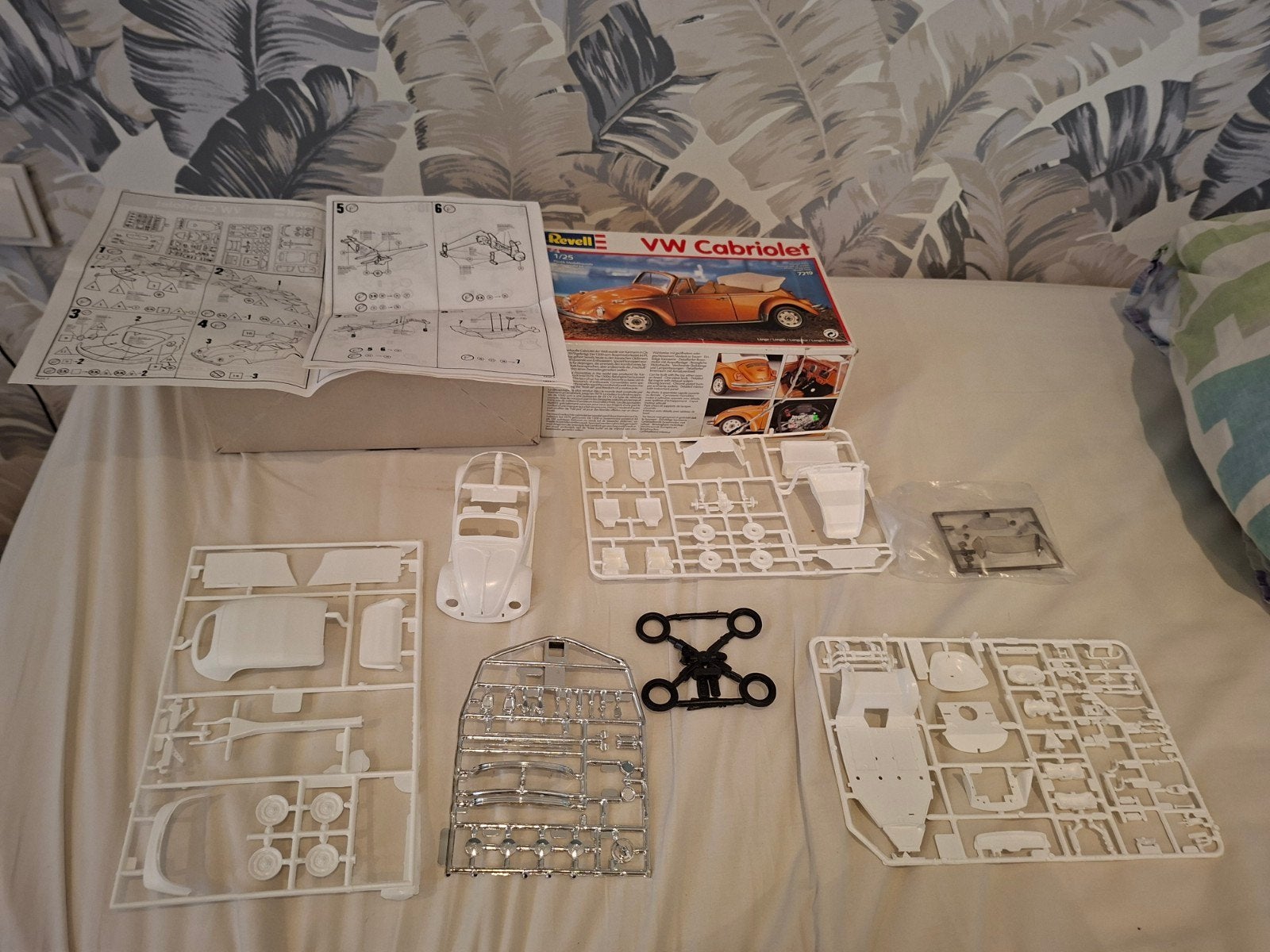 Revell VW Cabriolet Bouwdoos Schaal 1:25 - Compleet, Gebruikt, Auto, Revell, Groter dan 1:32