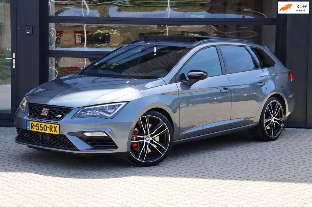 Seat Leon ST 2.0 TSI 4DRIVE CUPRA | Bomvol | Pano | Apple Ca, Automaat, 15 km/l, Gebruikt, Euro 6