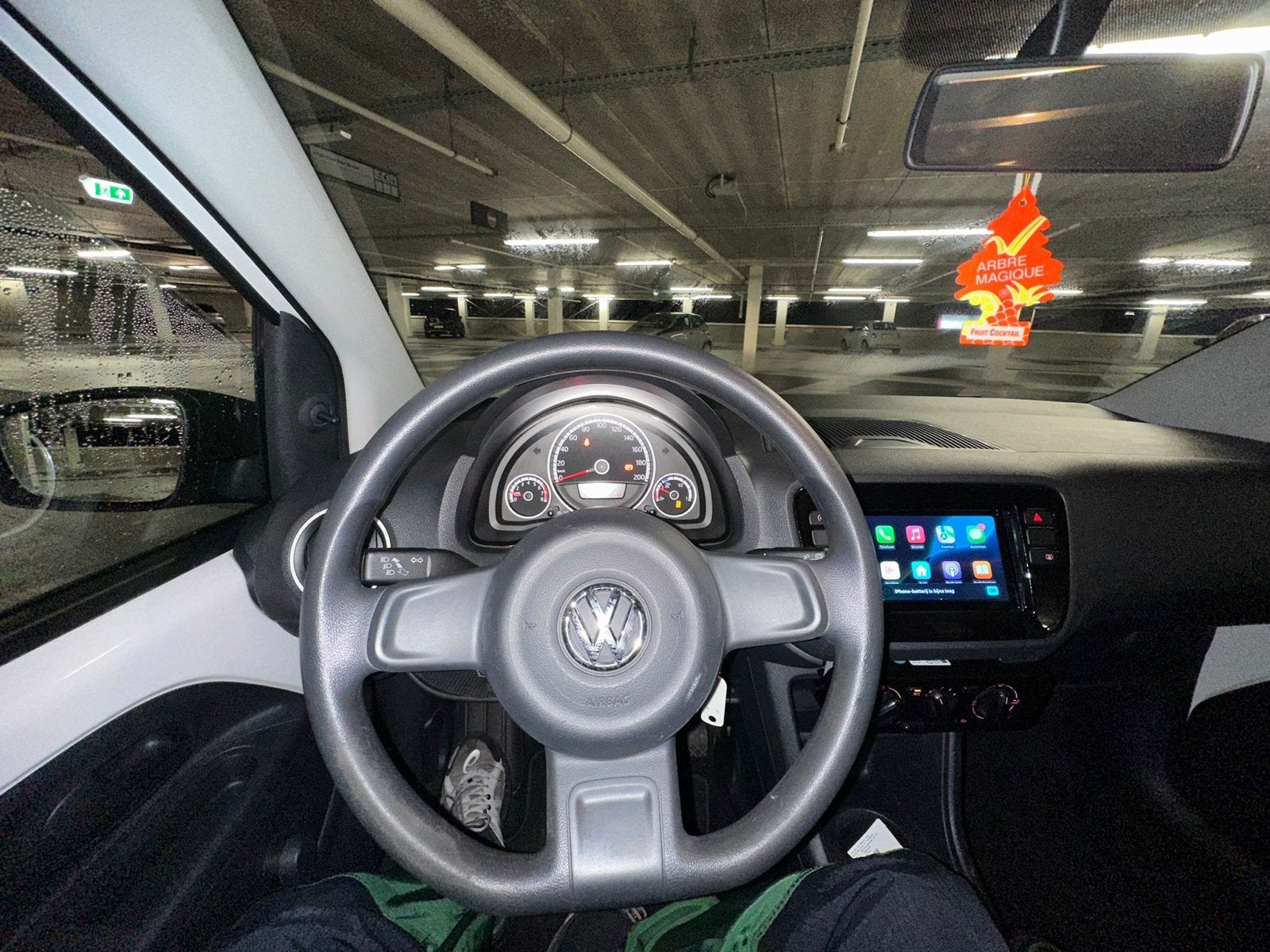 Volkswagen up! 1.0 50KW/68PK 5-DRS Ecofuel 2014 Wit, Auto's, Voorwielaandrijving, 37 €/maand, Up!, 4 stoelen