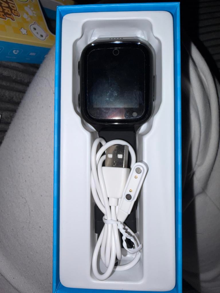 Kids smartwatch, Ophalen of Verzenden, Nieuw, Zwart, Jongen of Meisje