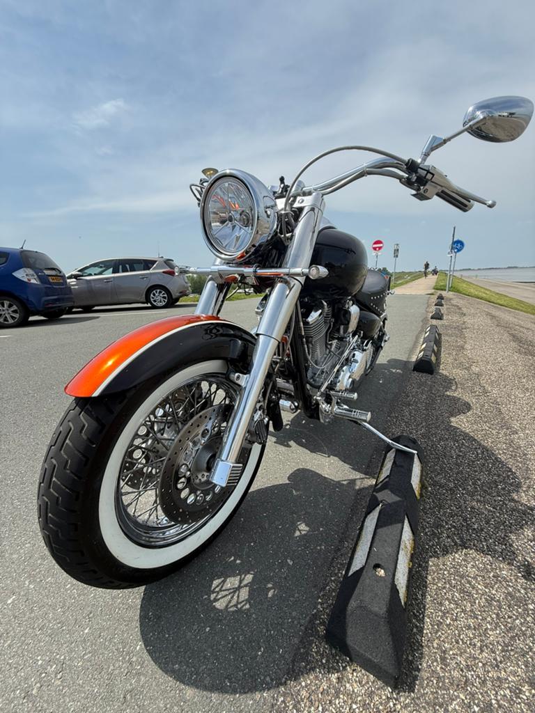 Yamaha XV1600 Wildstar 2001 - Volledig Custom Chopper, Motoren, 2 cilinders, Occasion, Particulier, Meer dan 35 kW