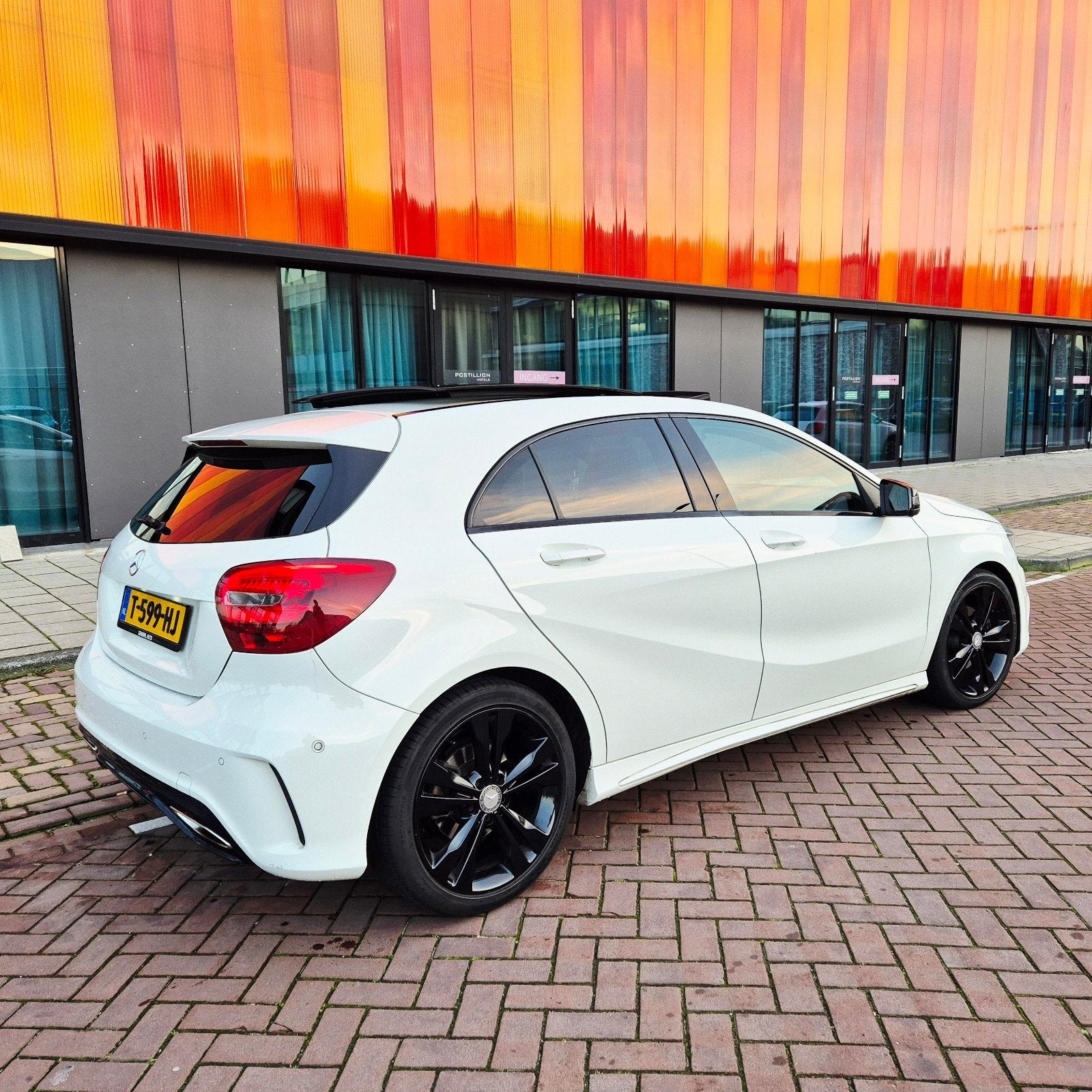 Foto 3 van Mercedes-Benz A-Klasse A160 met 180pk