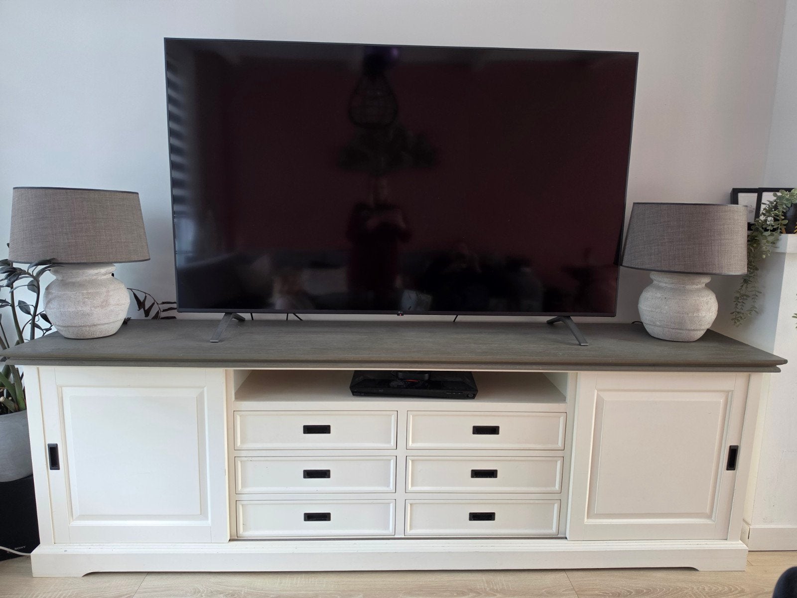 Riverwoods | TV-meubel | Mangohout | Taupe/Grijs Blad, Ophalen, Gebruikt, Landelijk, 200 cm of meer