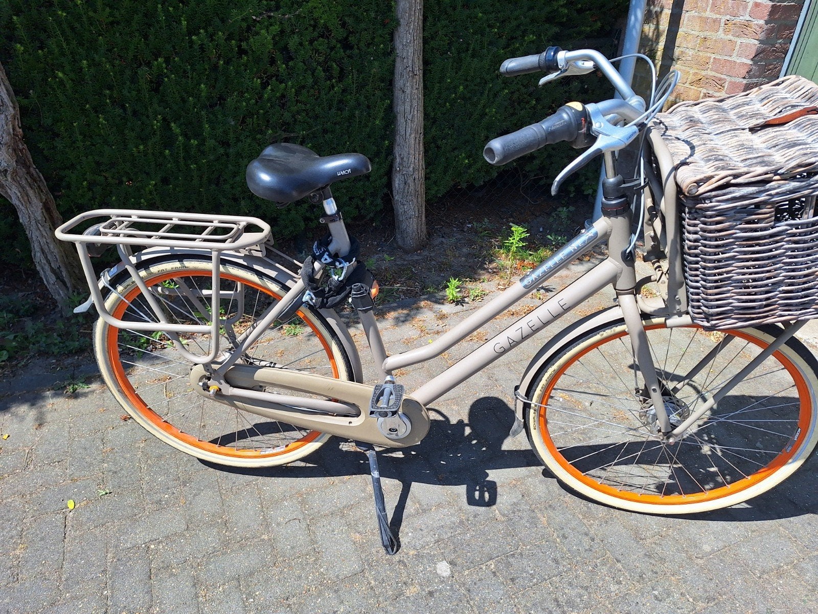Gazelle Transportfiets met mand - Framehoogte 59 cm, Fietsen en Brommers, Ophalen, Gebruikt, Versnellingen, 56 cm of meer