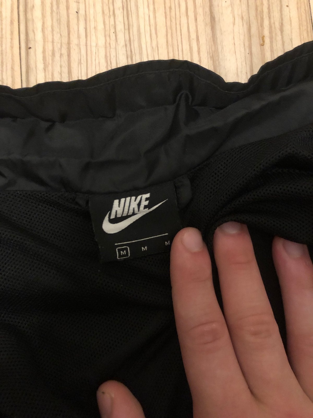 Nike Windrunner Jacket Zwart Maat M, Ophalen, Zo goed als nieuw, Maat 48/50 (M), Zwart