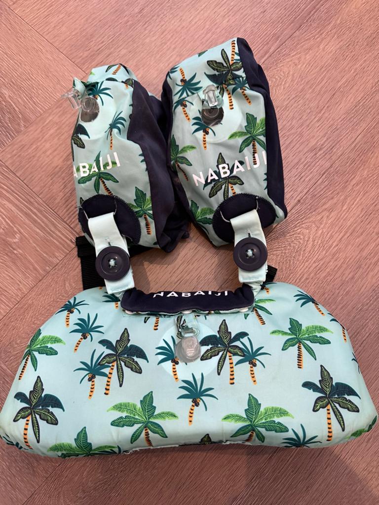 Nabaije zwembest decathlon 15-30 kg, Ophalen, Jongen of Meisje, One size, Zo goed als nieuw