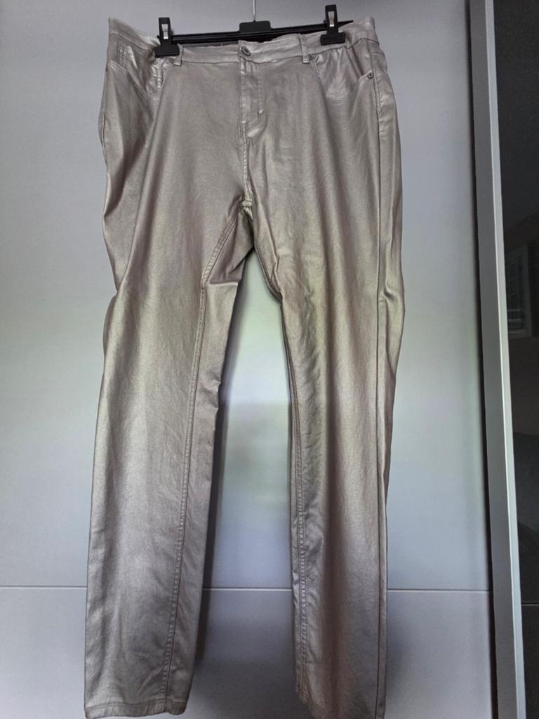 Nepleer broek Norah, Kleding | Dames, Broeken en Pantalons, Ophalen of Verzenden, Zo goed als nieuw, Zwart, Lang