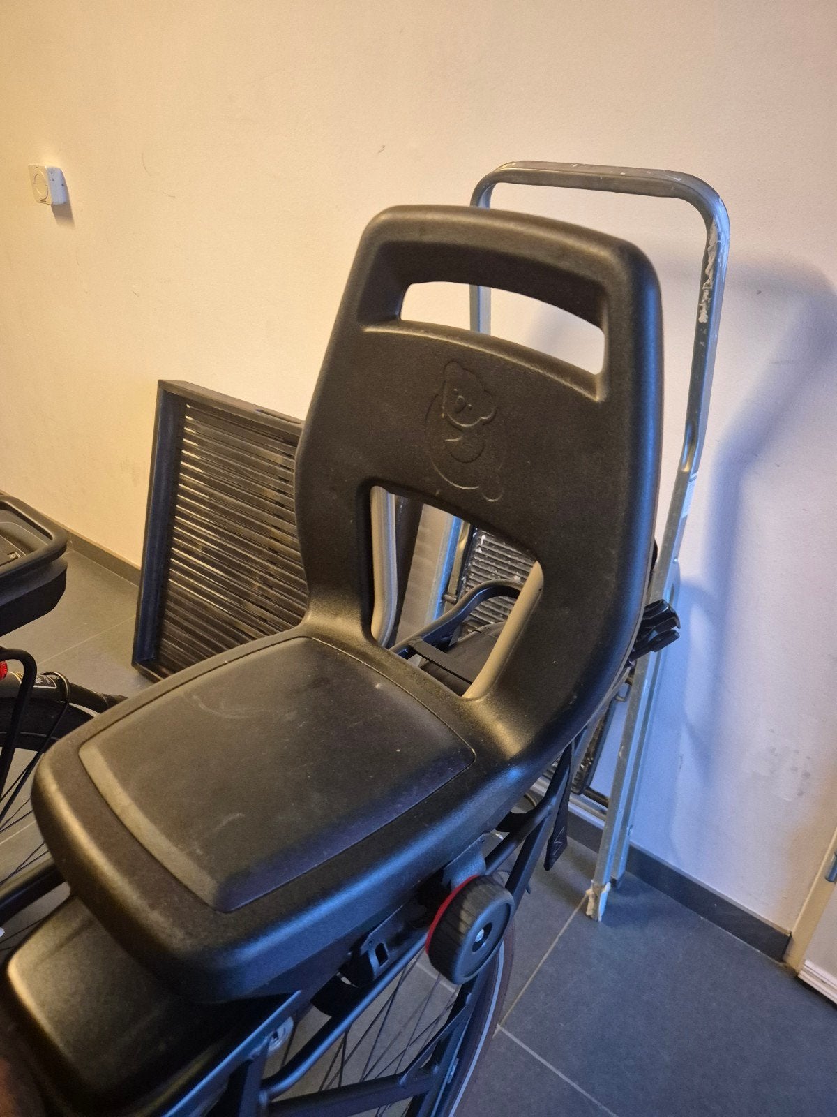 Stevig Achterzitje voor Kinderen - Gebruikt, Achterzitje, Ophalen of Verzenden, 9 t/m 36 kg, Qibbel 6+ junior