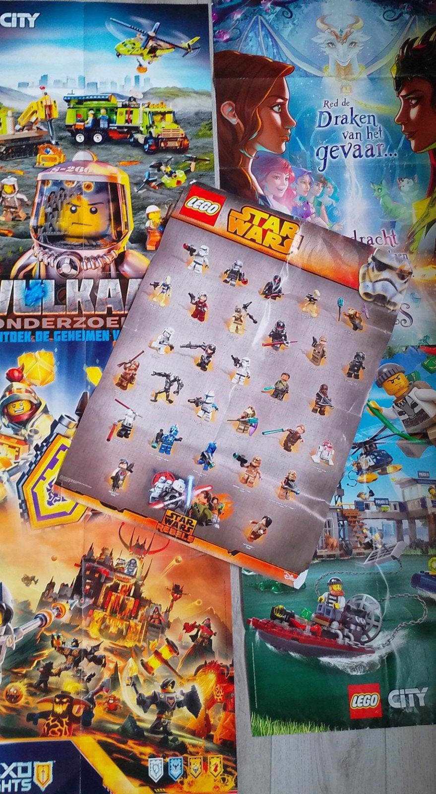Foto 4 van Diverse LEGO Posters Star Wars, City, Friends, Nexo Knights