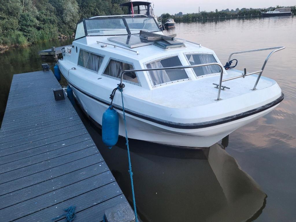 Polyester boot Kajuitboot kruiser  Neptunus Passaat 735, Watersport en Boten, Ophalen, 10 tot 30 pk, Gebruikt, Binnenboordmotor