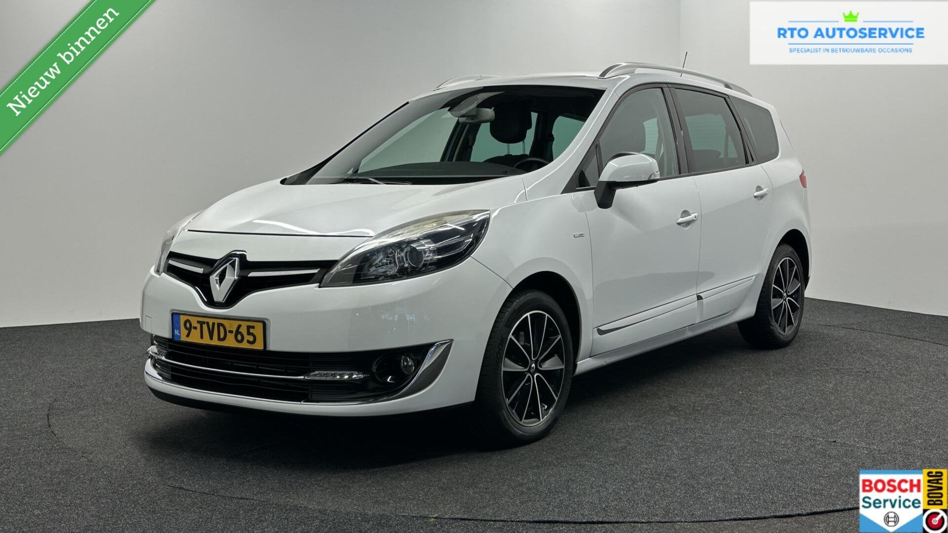 Renault Scenic 1.5 dCi Bose TREKHAAK NAVI CRUISE ECC LM., Auto's, Voorwielaandrijving, Euro 5, Stof, Gebruikt